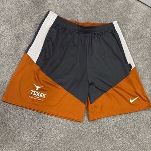 Texas Longhorns. Nike shorts. Nice details for athletic shorts.
